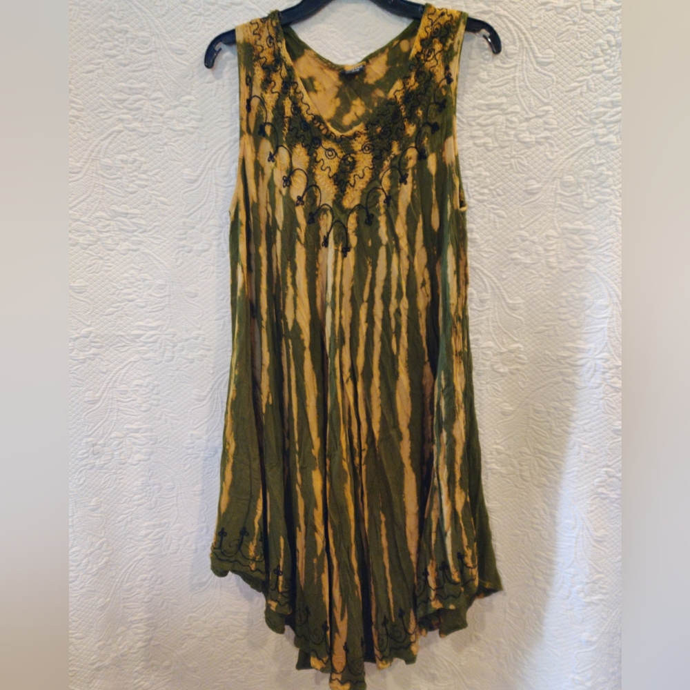 Pam's Collection Vintage Peasant Bohemian Sleeveless Embroidered Tie-dyed Dress